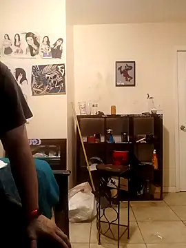 k1oudE online show from October 16, 2025, 4:13 am