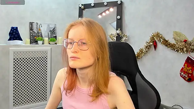 ElizabethHarpper online show from January 18, 2025, 8:10 am