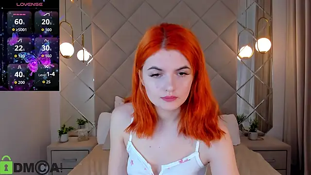 Snapshot of CharlotteMitchell chatting on October 18, 2025, 12:02 am CharlotteMitchell online show from October 18, 2025, 12:02 am