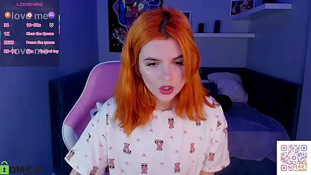 Snapshot of CharlotteMitchell chatting on November 4, 2025, 7:51 am CharlotteMitchell online show from November 4, 2025, 7:51 am