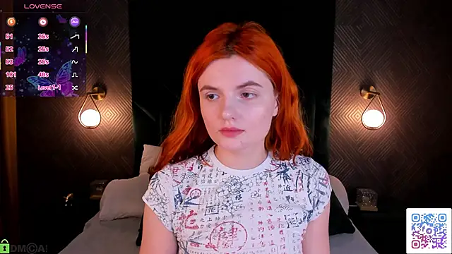 Snapshot of CharlotteMitchell chatting on December 5, 2025, 9:18 am CharlotteMitchell online show from December 5, 2025, 9:18 am