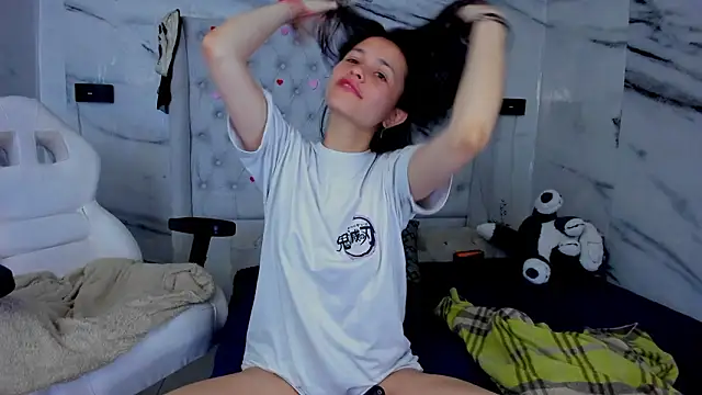 Snapshot of arissha_lee chatting on February 8, 2026, 10:02 pm arissha lee online show from February 8, 2026, 10:02 pm