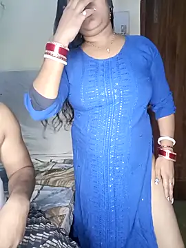 Hot muskaan online show from April 15, 2026, 2:07 am