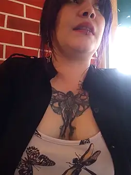 Snapshot of Miss_Amelie chatting on March 5, 2025, 10:43 pm Miss Amelie online show from March 5, 2025, 10:43 pm