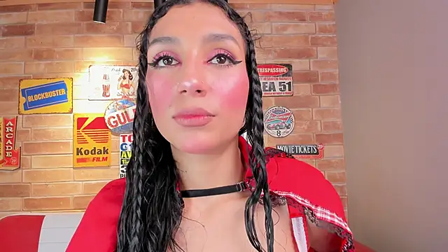 miss   evangeline online show from October 27, 2025, 2:37 am