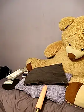 Snapshot of Danni_shy chatting on March 2, 2025, 3:48 pm Danni shy online show from March 2, 2025, 3:48 pm