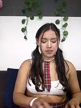 Snapshot of Danni_shy chatting on September 9, 2025, 1:27 am Danni shy online show from September 9, 2025, 1:27 am