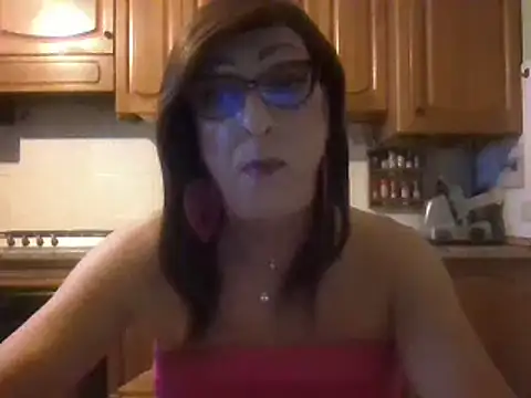 Snapshot of Tiabet chatting on January 14, 2026, 9:09 pm Tiabet online show from January 14, 2026, 9:09 pm