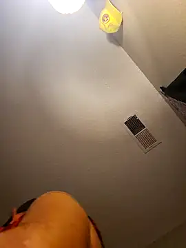 StruggleSnuggles online show from January 27, 2025, 12:58 pm