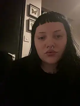 Snapshot of Gothicsiren chatting on January 2, 2025, 1:06 am Gothicsiren online show from January 2, 2025, 1:06 am
