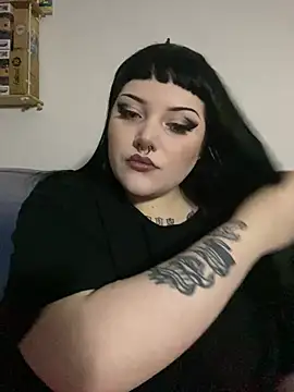 Snapshot of Gothicsiren chatting on January 20, 2025, 6:21 pm Gothicsiren online show from January 20, 2025, 6:21 pm