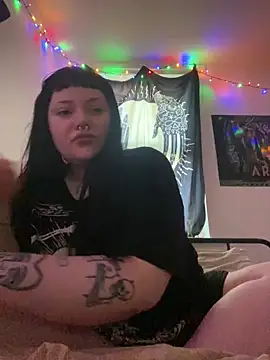Snapshot of Gothicsiren chatting on January 24, 2025, 1:47 pm Gothicsiren online show from January 24, 2025, 1:47 pm