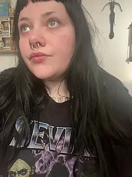 Snapshot of Gothicsiren chatting on February 18, 2025, 11:55 am Gothicsiren online show from February 18, 2025, 11:55 am