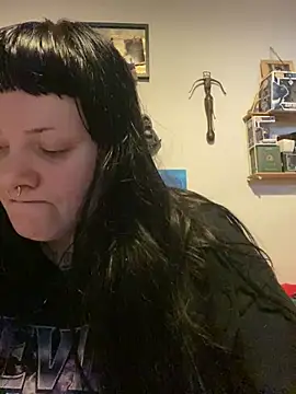 Snapshot of Gothicsiren chatting on February 19, 2025, 10:34 am Gothicsiren online show from February 19, 2025, 10:34 am
