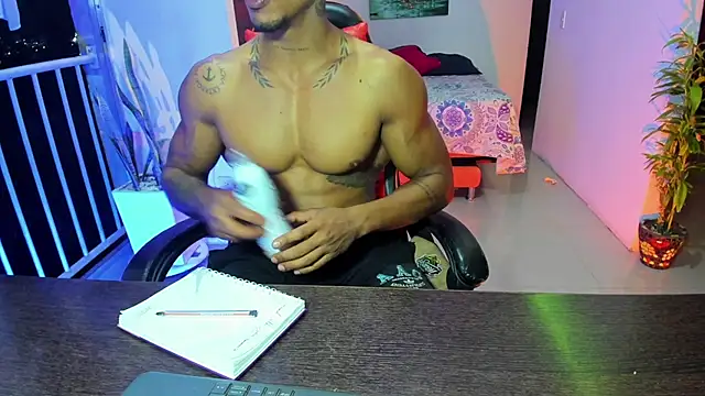 Adam Valenciia online show from October 19, 2025, 2:01 am