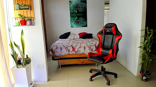 Adam Valenciia online show from November 6, 2025, 4:19 pm