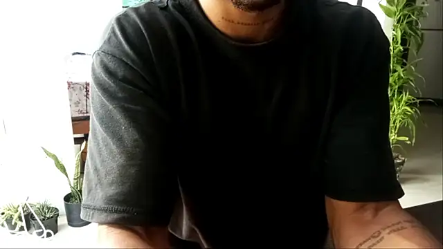 Snapshot of Adam_Valenciia chatting on July 4, 2026, 3:40 pm Adam Valenciia online show from July 4, 2026, 3:40 pm