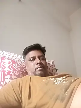 Snapshot of jemes21in chatting on December 1, 2025, 3:44 am jemes21in online show from December 1, 2025, 3:44 am