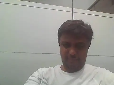 Snapshot of jemes21in chatting on March 21, 2026, 9:25 am jemes21in online show from March 21, 2026, 9:25 am