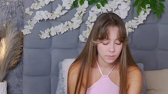 TheEmma online show from December 1, 2025, 10:20 am