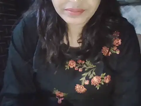 Hot-shanvi online show from September 25, 2025, 11:47 am