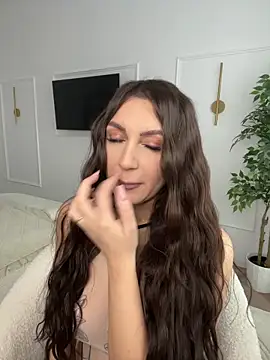 Snapshot of claraxjoyy chatting on February 18, 2026, 6:53 am claraxjoyy online show from February 18, 2026, 6:53 am