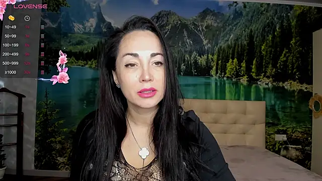 Monica Weiss online show from February 12, 2025, 4:33 pm