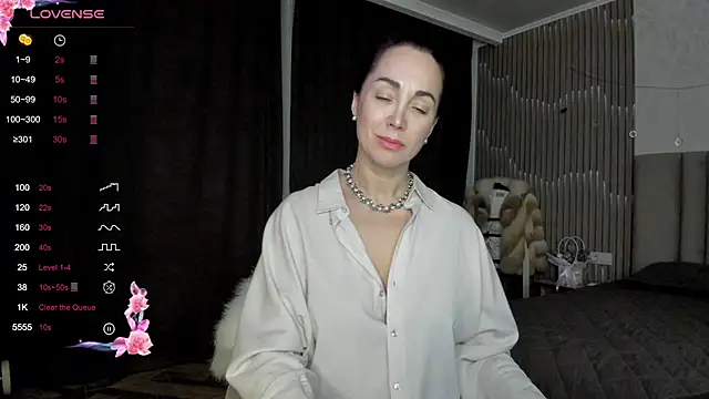 Snapshot of Monica_Weiss chatting on March 1, 2026, 3:25 pm Monica Weiss online show from March 1, 2026, 3:25 pm