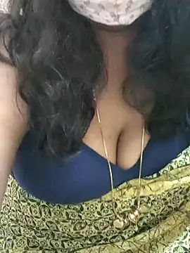 Snapshot of Rathi22 chatting on February 2, 2026, 2:27 pm Rathi22 online show from February 2, 2026, 2:27 pm