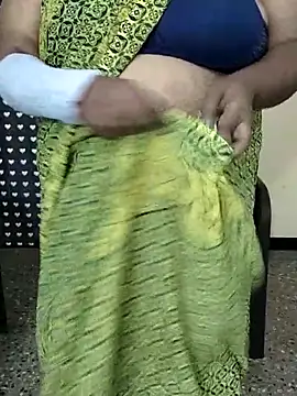 Snapshot of Rathi22 chatting on February 14, 2026, 2:30 am Rathi22 online show from February 14, 2026, 2:30 am