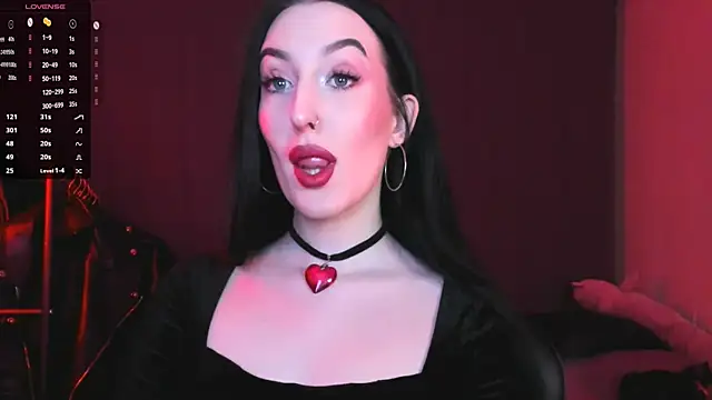 Snapshot of Miss_Alice__ chatting on February 4, 2025, 12:08 am Miss Alice online show from February 4, 2025, 12:08 am