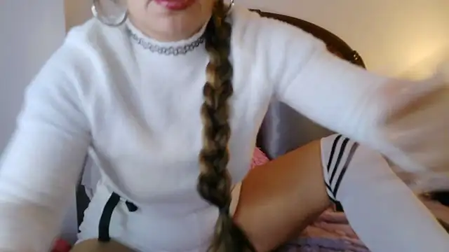 Snapshot of efecto22 chatting on December 4, 2025, 8:56 am efecto22 online show from December 4, 2025, 8:56 am