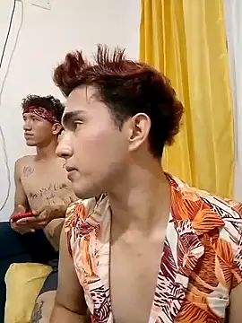 Snapshot of Lian_Noath chatting on January 2, 2025, 5:35 am Lian Noath online show from January 2, 2025, 5:35 am