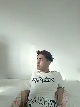 Snapshot of Lian_Noath chatting on January 17, 2025, 12:42 pm Lian Noath online show from January 17, 2025, 12:42 pm