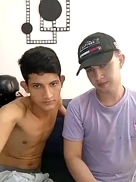 Snapshot of Lian_Noath chatting on February 16, 2025, 6:54 pm Lian Noath online show from February 16, 2025, 6:54 pm