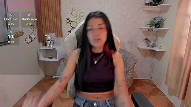 Snapshot of Chaos_Wild chatting on September 8, 2025, 7:02 pm Chaos Wild online show from September 8, 2025, 7:02 pm