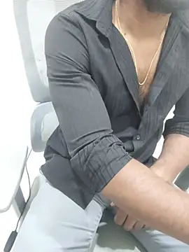 Snapshot of hot_boy_dic chatting on March 5, 2026, 3:08 pm hot boy dic online show from March 5, 2026, 3:08 pm