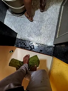 lovelygirl4567 online show from February 19, 2025, 12:22 pm