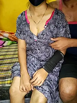 lovelygirl4567 online show from March 5, 2025, 3:18 pm