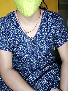 lovelygirl4567 online show from March 11, 2025, 4:18 pm