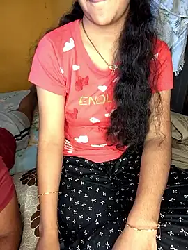 lovelygirl4567 online show from October 11, 2025, 8:57 am