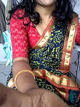 lovelygirl4567 online show from December 1, 2025, 5:45 am