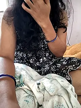 lovelygirl4567 online show from April 8, 2026, 5:40 am