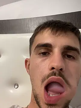 Snapshot of Demonpull69 chatting on October 17, 2025, 2:41 pm Demonpull69 online show from October 17, 2025, 2:41 pm