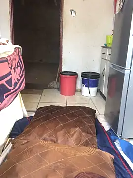 Snapshot of MKbesxxx chatting on December 20, 2025, 4:19 am MKbesxxx online show from December 20, 2025, 4:19 am