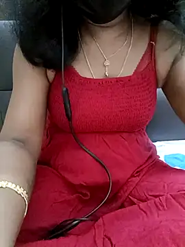 Snapshot of Tamil_Vishalini chatting on March 18, 2025, 4:26 pm Tamil Vishalini online show from March 18, 2025, 4:26 pm