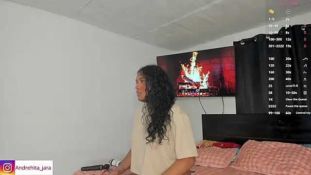 madisonbrunette online show from November 12, 2025, 7:57 pm