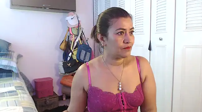 CamilaLix online show from January 5, 2025, 7:39 pm