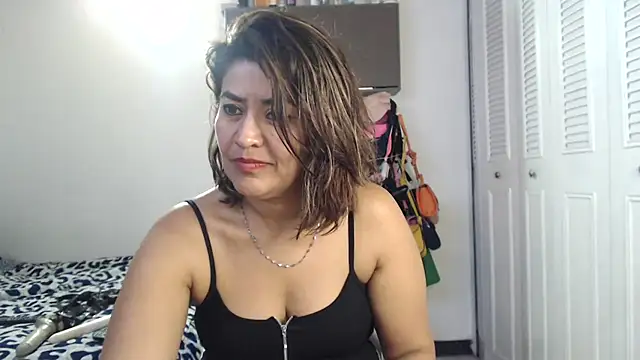 CamilaLix online show from March 4, 2025, 2:06 am