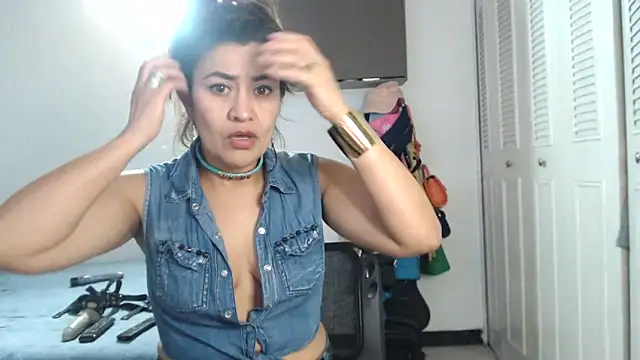 CamilaLix online show from March 6, 2025, 2:51 am